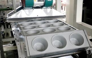 山東餐盒機哪家性價比高，真空成型機廠家推薦